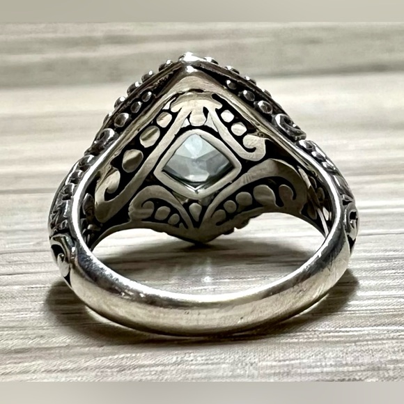 Vintage Designer (M ID) Sterling Silver & Gold Accented Blue Topaz Ring - Picture 4 of 11